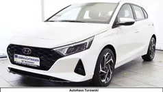 Polar white Gebraucht 2021 Hyundai i20 Intro Edition Limousine | 14.970 € (Fairer Preis)
