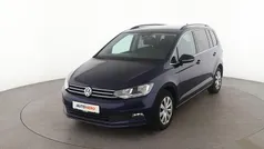 Blau Gebraucht 2018 VW Touran Comfortline Van / Kleinbus | 18.150 € (Fairer Preis)