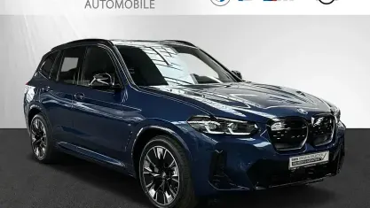 Usata BMW iX3 Impressive 210 kW (286 CV) 2023 Blu SUV