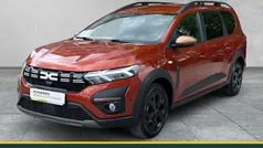 Braun Gebraucht 2024 Dacia Jogger Extreme Van / Kleinbus | 21.490 € (Fairer Preis)