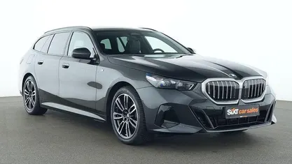 Gebraucht BMW 520 M Sport 190 PS (139 kW) 2025 Grau Limousine