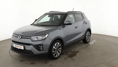 Grau Gebraucht 2019 Ssangyong (KGM) Tivoli SUV | 12.550 € (Fairer Preis)