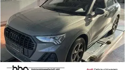 Gebraucht Audi Q3 S-Line 190 PS (139 kW) 2023 Grau SUV