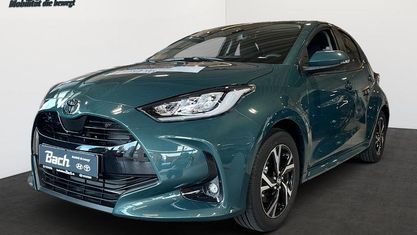 Neu Toyota Yaris Hybrid Comfort 116 PS (85 kW) 2026 Everest green Kleinwagen