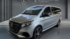 Gebraucht 2024 Mercedes V300 Avantgarde Van / Kleinbus | 82.900 € (Fairer Preis)