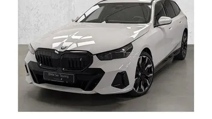 Gebraucht 2025 BMW i5 Sport Line Kombi | 80.480 € (Superpreis)