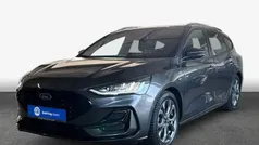 Grau Gebraucht 2024 Ford Focus ST-Line X Kombi | 27.990 € (Fairer Preis)