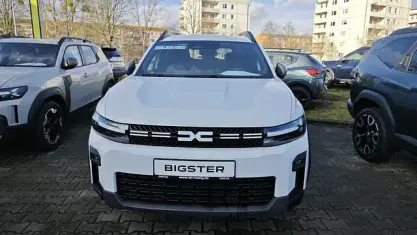 Neu Dacia Bigster Journey 140 PS (102 kW) 2026 Weiß schwarz SUV