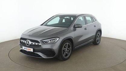 Gebraucht Mercedes GLA200 AMG line 163 PS (119 kW) 2020 Grau SUV