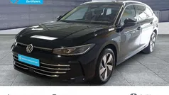 Schwarz Gebraucht 2024 VW Passat Elegance Kombi | 39.250 € (Guter Preis)