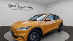 Orange Gebraucht 2022 Ford Mustang Mach-E Basis SUV | 34.980 € (Guter Preis)