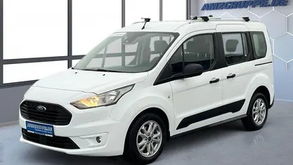 Gebraucht Ford Tourneo Connect Trend 101 PS (74 kW) 2020 Frostweiß (uni) Van / Kleinbus