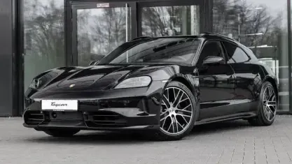 Gebraucht Porsche Taycan Sport Turismo 319 kW (435 PS) 2026 Tiefschwarzmetallic Kombi
