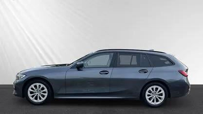 Gebraucht BMW 320 Advantage 190 PS (139 kW) 2021 Grau Kombi