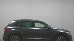 Grau Gebraucht 2021 VW Tiguan Life SUV | 21.980 € (Superpreis)