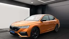 Orange Gebraucht 2023 Skoda Octavia RS Limousine | 32.990 € (Guter Preis)