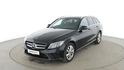 Schwarz Gebraucht 2020 Mercedes C220 Avantgarde Kombi | 26.190 € (Fairer Preis)