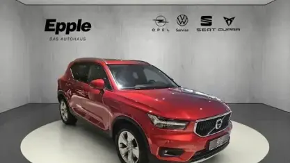Usado Volvo XC40 Momentum 190 CV (139 kW) 2019 Rojo SUV