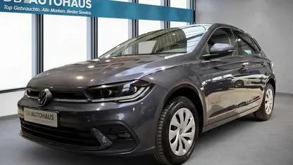 Grau Gebraucht 2023 VW Polo Life Kleinwagen | 20.490 € (Fairer Preis)