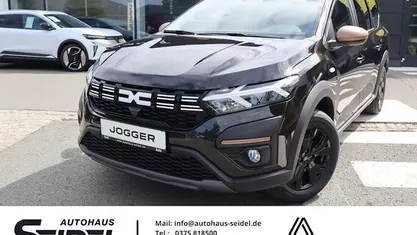 Schwarz Gebraucht 2024 Dacia Jogger Extreme Van / Kleinbus | 22.487 € (Fairer Preis)