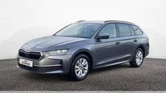 Grau Gebraucht 2025 Skoda Octavia Selection Kombi | 29.791 € (Guter Preis)