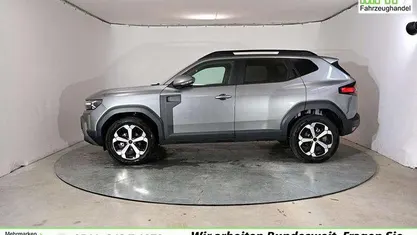 Zedergrün Neu 2025 Dacia Duster Journey SUV | 25.941 € (Fairer Preis)