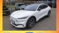Starwhitemetallic Gebraucht 2024 Ford Mustang Mach-E SUV | 39.950 € (Guter Preis)