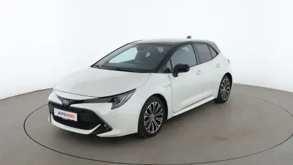Gebraucht Toyota Corolla Club 180 PS (132 kW) 2019 Weiß Limousine