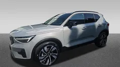 Vapour grey / metallic Gebraucht 2024 Volvo XC40 Plus SUV | 36.998 € (Fairer Preis)