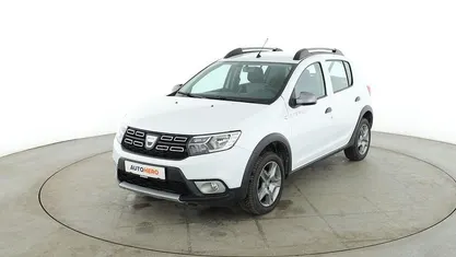 Gebraucht Dacia Sandero Prestige 90 PS (66 kW) 2020 Weiß Limousine
