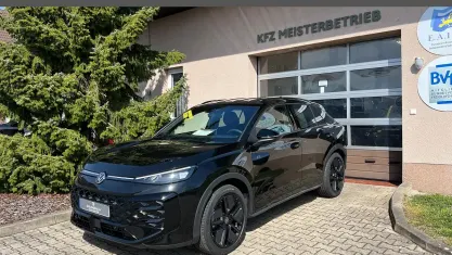 Neu VW T-Roc R-line 150 PS (110 kW) 2026 Schwarz SUV