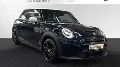 Schwarz Gebraucht 2023 Mini Cooper SE Kleinwagen | 20.555 € (Fairer Preis)