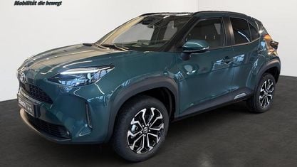 Gebraucht Toyota Yaris Cross 131 PS (96 kW) 2025 Everest green SUV