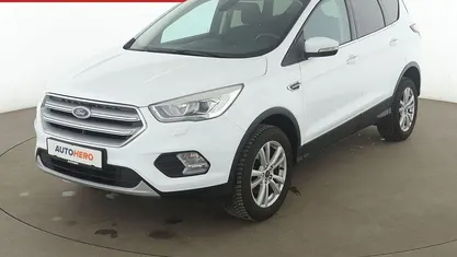 Gebraucht Ford Kuga Cool & Connect 150 PS (110 kW) 2019 Weiß SUV