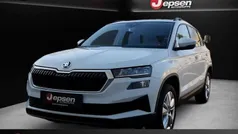 Weiß Gebraucht 2024 Skoda Karoq Selection SUV | 30.970 € (Fairer Preis)