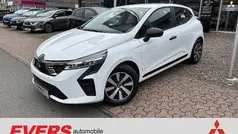 Antarktisweiß Gebraucht 2024 Mitsubishi Colt Limousine | 14.950 € (Fairer Preis)