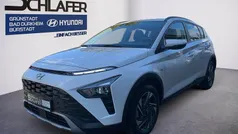 Atlas white / sol Gebraucht 2024 Hyundai Bayon Trend SUV | 19.980 € (Fairer Preis)
