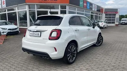 Weiß Gebraucht 2023 Fiat 500X Dolcevita SUV | 24.697 € (Fairer Preis)
