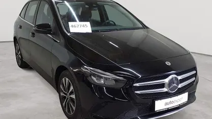 Gebraucht Mercedes B250e Style 160 PS (117 kW) 2022 Nachtschwarz Van / Kleinbus