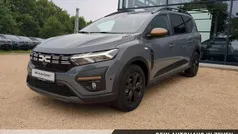 Gebraucht 2025 Dacia Jogger Extreme Van / Kleinbus | 20.490 € (Guter Preis)