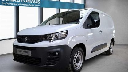 Używany Peugeot Partner Premium 102 KM (75 kW) 2024 Biały Minivan