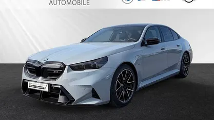 Usado BMW M5 M Sport 727 HP (534 kW) 2025 Cinzento Sedan