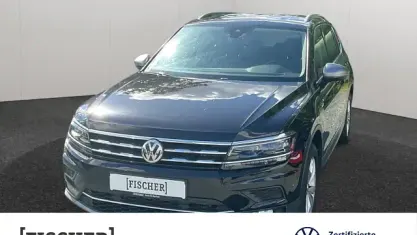 Gebraucht VW Tiguan Allspace Highline 150 PS (110 kW) 2019 Deep black perleffekt (schwarz) SUV