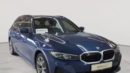 Gebraucht BMW 318 Sport Line 150 PS (110 kW) 2023 Phytonicblau metallic Kombi