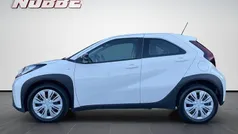 Gebraucht 2022 Toyota Aygo X X-play SUV | 12.490 € (Guter Preis)