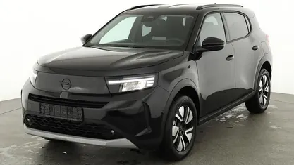 Neu Opel Frontera 136 PS (100 kW) 2025 Schwarz perla nera SUV