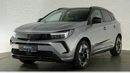 Silber Gebraucht 2024 Opel Grandland X GSe SUV | 29.624 € (Fairer Preis)