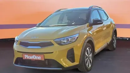 Usata Kia Stonic Vision 120 CV (88 kW) 2022 Giallo SUV