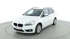 Weiß Gebraucht 2018 BMW 218 Active Tourer Advantage Van / Kleinbus | 15.030 € (Fairer Preis)