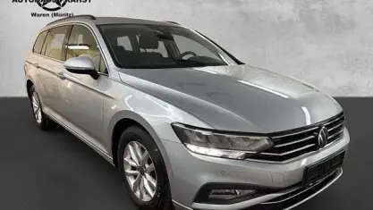 Gebraucht VW Passat Business 150 PS (110 kW) 2023 Silber Kombi